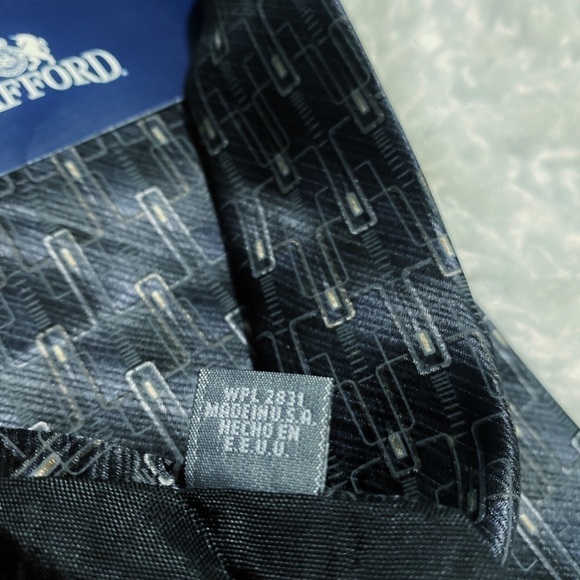NWT STAFFORD Executive Silk Black Gray Yellow Tie - Picture 3 of 6